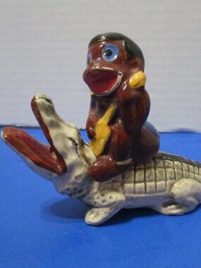 Vintage Ceramic Black Americana  African Alligator Salt & Pepper Shakers Japan